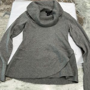 White House Black Market top